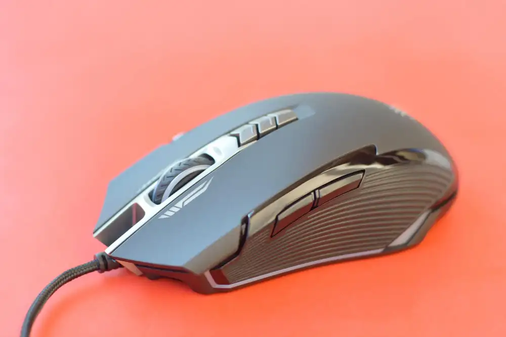 O que o Melhor Mouse com Fio para Notebook Precisa Ter?